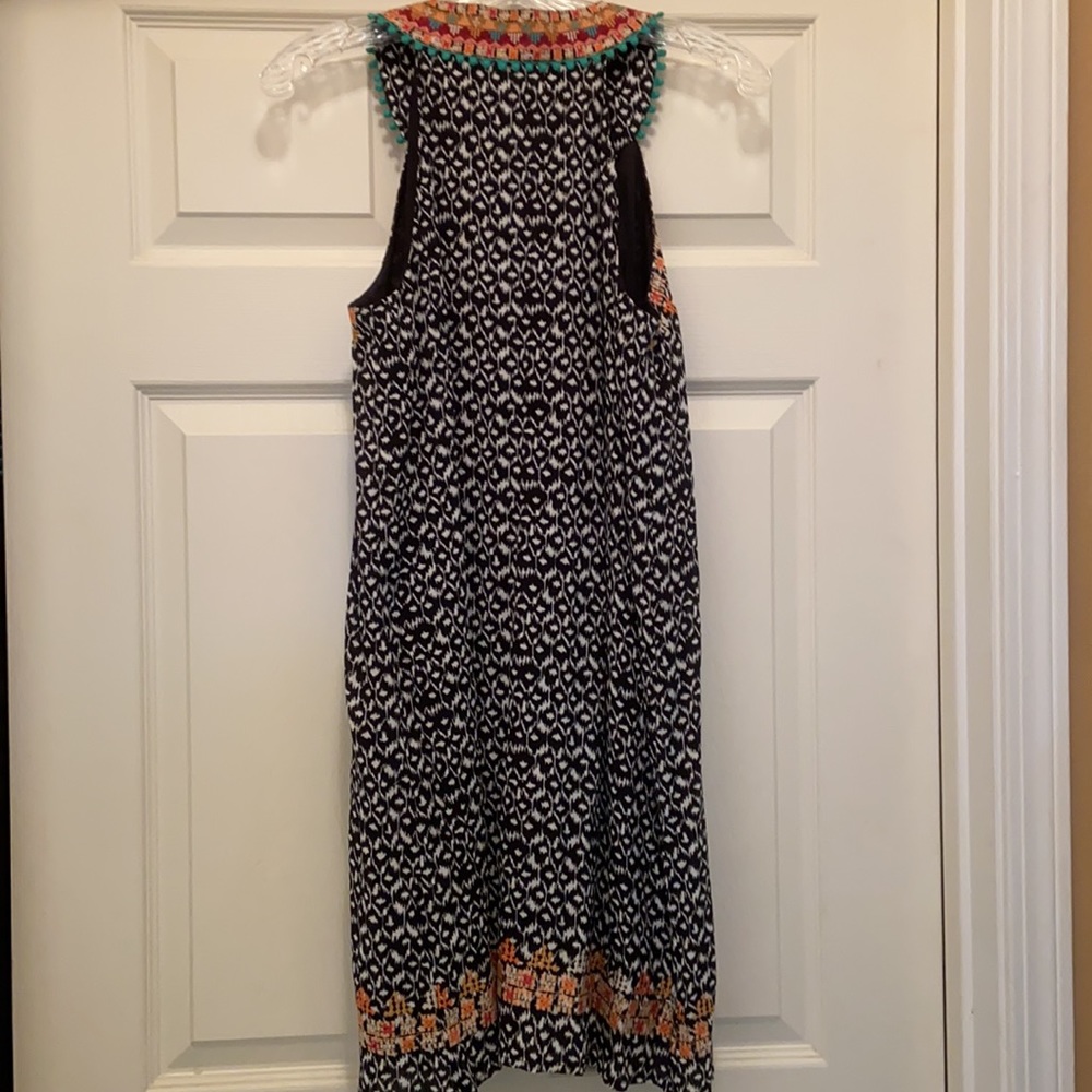 Dress - Picture 4 of 4